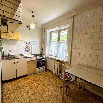 Продаж 3к квартира 20хвилин метро Вокзальна вул. Кавказька 11