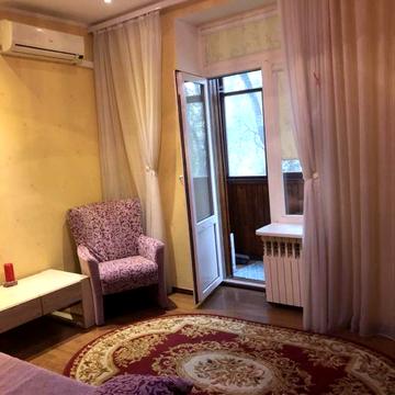 Здається 2-кімнатна квартира, вул. Вадима Гурова