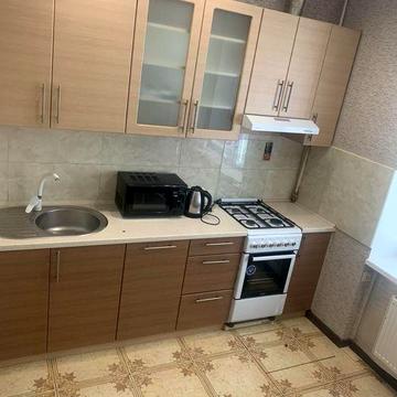 Срочно сдам 2-х ком квартиру в районе кинотеатра «Спутник»