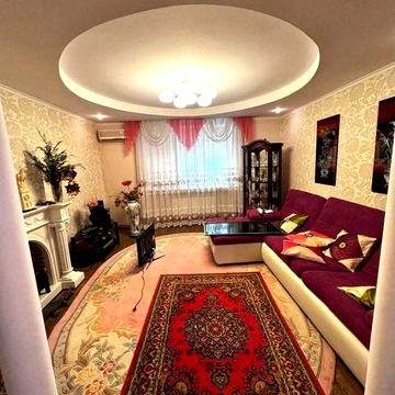 Продам просторную квартиру с ремонтом на Ак. Королева/Панорама