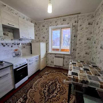Кирилівська вул. (Фрунзе), 111