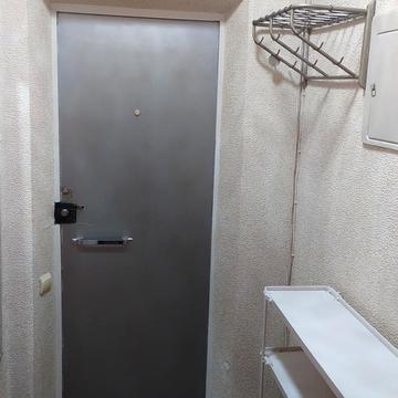 Полтавська вул., 5