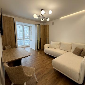 Ольги Кисілевської вул., 35