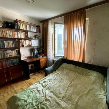 Райдужна вул., 16