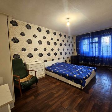 Богдана Хмельницького просп. (Героїв Сталінграда), 38