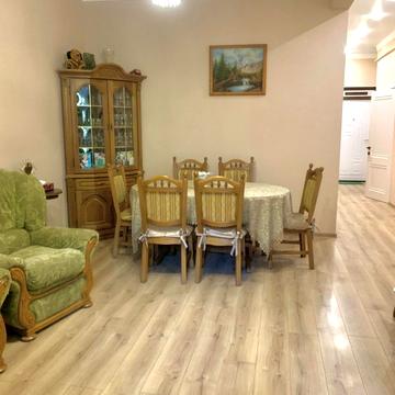Ковальська вул., 49