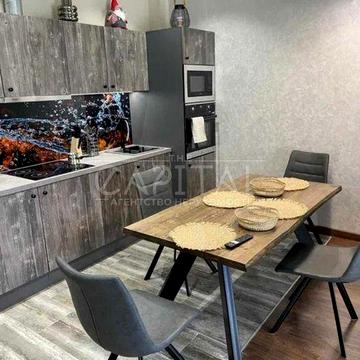 Продам квартиру в Кристал Парк ЖК Кристал Парк