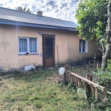 Земельна ділянка з будинком у Дублянах від власника