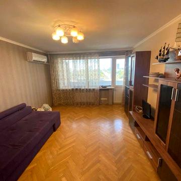 Продаж простора квартира КПІ метро Перемоги проспект