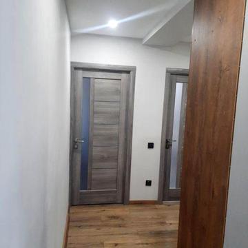 Продам 2-х кімнатну р-н Комарова