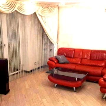 Здам 3-кімнатну квартиру на Любарського, 36