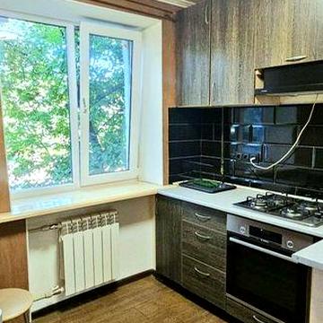 Продам 2к.кв на Космосі, вул. Чумаченко ( Роддом)