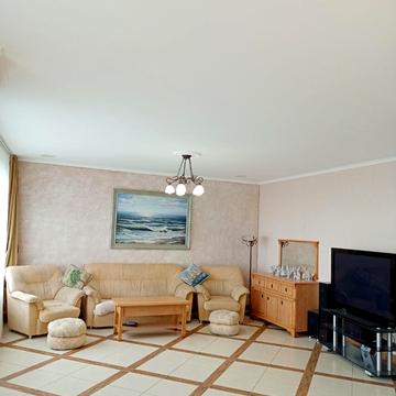 3-кімнатна квартира в Білому Парусі з видом на море