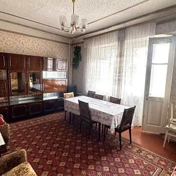 Олександрійський бульв. (50-річчя Перемоги), 60