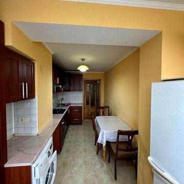 2 кім квартира в центрі міста Обмін