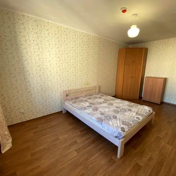 Софії Русової вул., 1