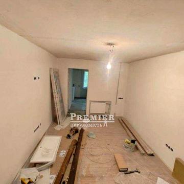 Продам квартиру 62 м² з ремонтом, 2 поверх