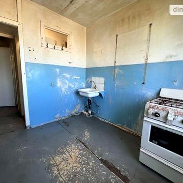 Продаж 2к Квартира Космонавтів вулиця