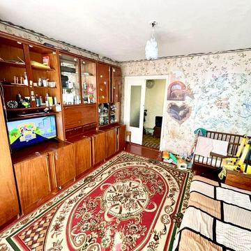 Продам трикімнатну квартиру на 1 КП. Ліски!