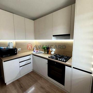 Продам 2к квартири в спальному районі