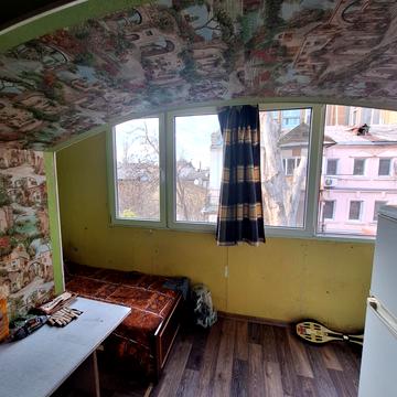 Мала Арнаутська вул., 25