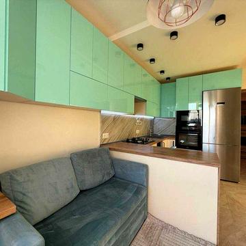 Сонячна та затишна 2-кімнатна у Міленіумі