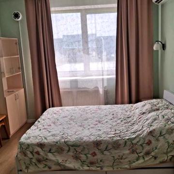 Інститутська вул., 45