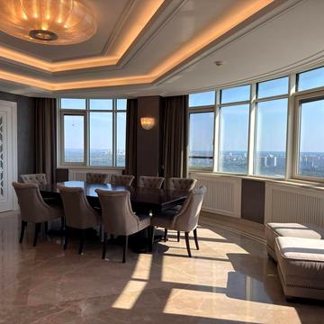 Івана Мазепи вул. (Січневого Повстання), 11-Б