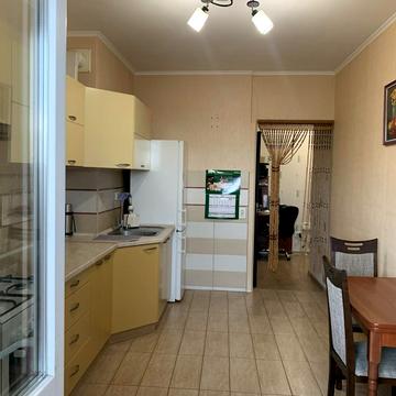 Чубинського вул., 2