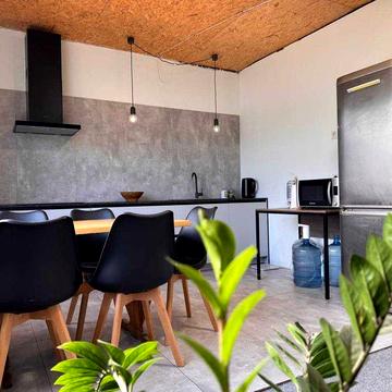 Купите дом с бассейном в Самаровке на Лесозаводской