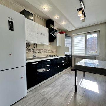 Квартира 61,1 м,  з ремонтом і меблями, Ірпінь вул. Лісова (центр-парк