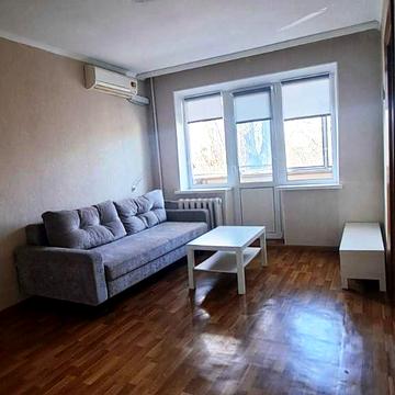 Пилипа Орлика просп. (Ілліча), 4г