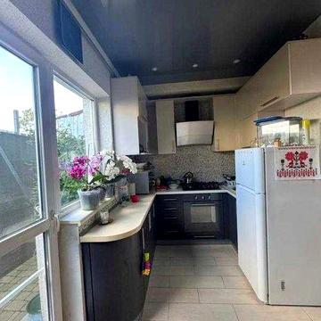 В продажу  однокімнатна  квартира з ремонтом з зоною BBQ— Авангард