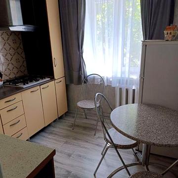 Сдам 2х квартиру Пироговская 27.