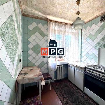 Продаж / Квартира / вул. Ініціативна, Харків