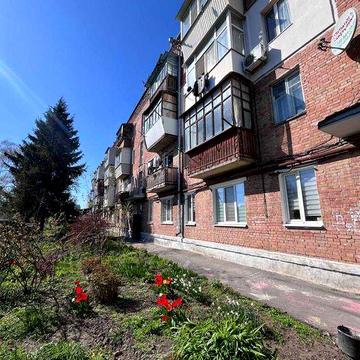 Продаж 1-кімнатної квартири в у цегляному будинку1