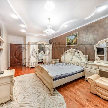 Лесі Українки бульв., 7-А