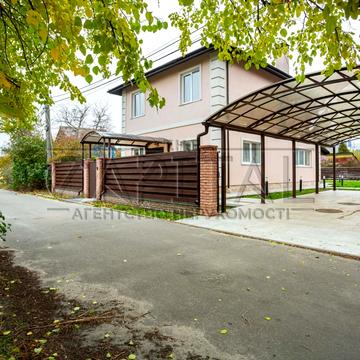 Центральна вул.