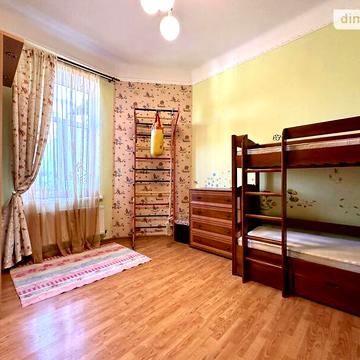 Продаж 2к Квартира Петра Сагайдачного вулиця
