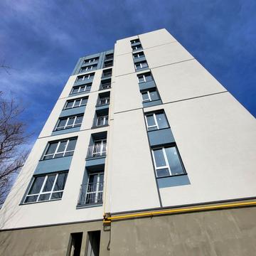 Отця Івана Блавацького вул., 8