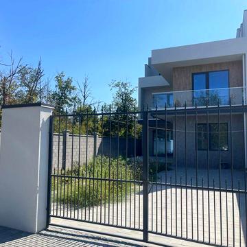 Жилой дом 180м2 элитный поселок Тартус в Одессе на берегу Черного моря