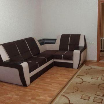 Сдаю 1к/кв пр.Центральный/6 Слободская 1/9,балкон,мебель,техника 6000