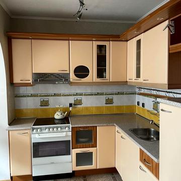 Кричевського вул., 40