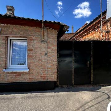 Продаж частини будинку ( Р-н Шкільний)