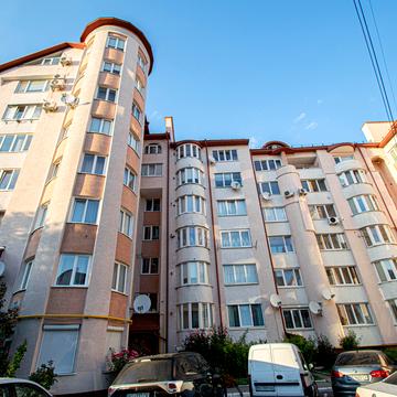 Андрія Чайковського вул., 39