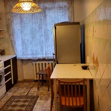 Продам  2 кімнатну квартиру на Вишеньці
