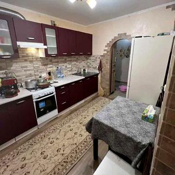 Я Продаж 3-кімнатної квартири в Здолбунові, вул. Шкільна, 44