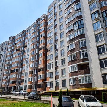 Тролейбусна вул., 3-Б
