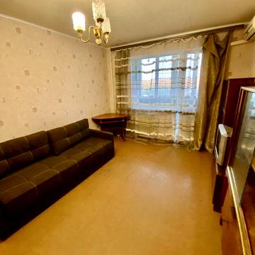 Продам 1 к кв 8/16 эт. Метро Студенческая Салтовка