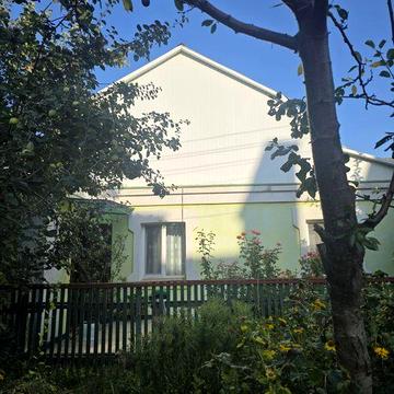 Продаж окремого будинку